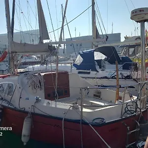  Botel Barco El Viento